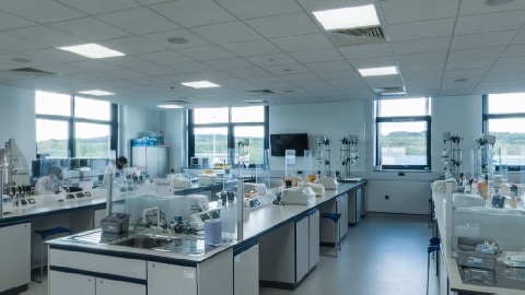 an empty chemistry lab